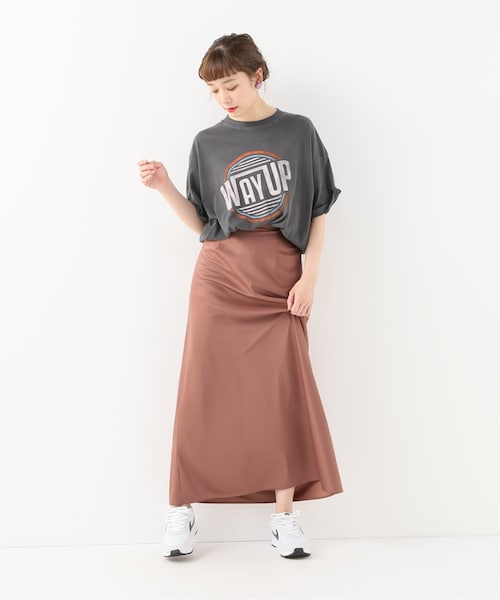 Spick & Span(スピックアンドスパン)の「サテン風スムーススカート(スカート・ナチュラル/36/38)」の4枚目の写真