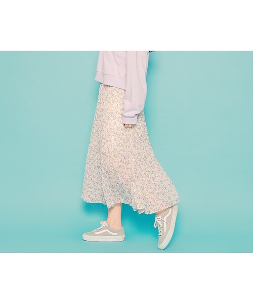 HOTPING（ホッピン）の「フラワープリーツロングスカート（スカート・レディース・Pink/White/Blue・フリーサイズ）」の2枚目の写真