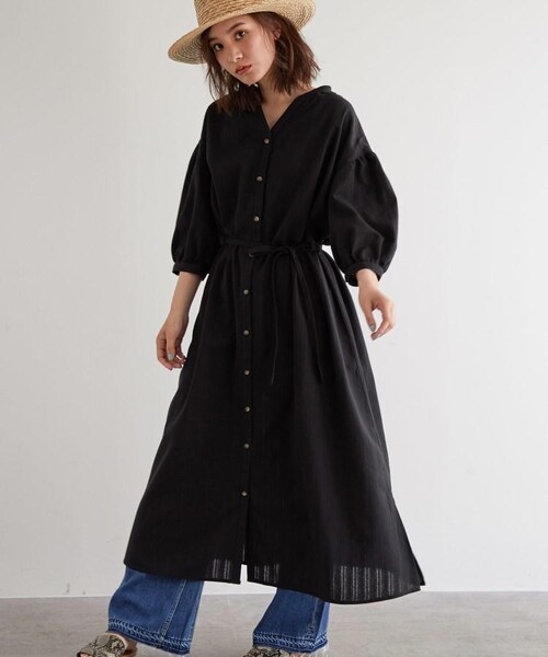 OZOC（オゾック）の「[洗える・36(S)/42(LL)WEB限定サイズ]バンドカラーシャツワンピース（ワンピース/ドレス・レディース・ライトベージュ(051)/タバコブラウン(054)/カーキ(327)/ブラック(019)・36(S)/38(M)/40(L)/42(LL)）」の4枚目の写真