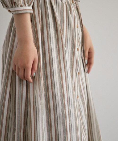 OZOC（オゾック）の「[洗える・36(S)/42(LL)WEB限定サイズ]バンドカラーシャツワンピース（ワンピース/ドレス・レディース・ライトベージュ(051)/タバコブラウン(054)/カーキ(327)/ブラック(019)・36(S)/38(M)/40(L)/42(LL)）」の10枚目の写真