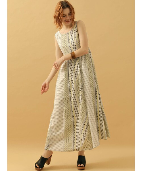 Mercuryduo マーキュリーデュオ の 小紋柄ペイズリーマキシワンピース ワンピース ドレス Wear