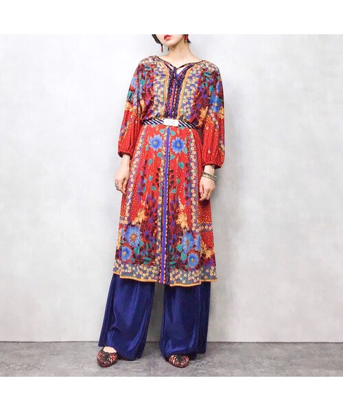 USED(ユーズド)の「Flower garden red one piece(ワンピース・レディース・その他)」の2枚目の写真