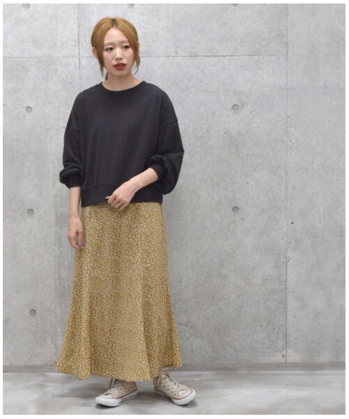 w closet(ダブルクローゼット)の「ツタ柄マーメイドスカート(スカート・レディース・オフホワイト/ベージュ/ブラック・FREE/M/L)」の20枚目の写真