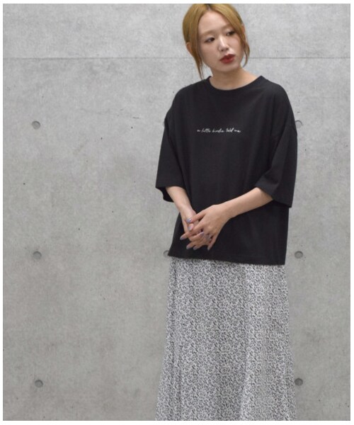 w closet(ダブルクローゼット)の「ツタ柄マーメイドスカート(スカート・レディース・オフホワイト/ベージュ/ブラック・FREE/M/L)」の16枚目の写真