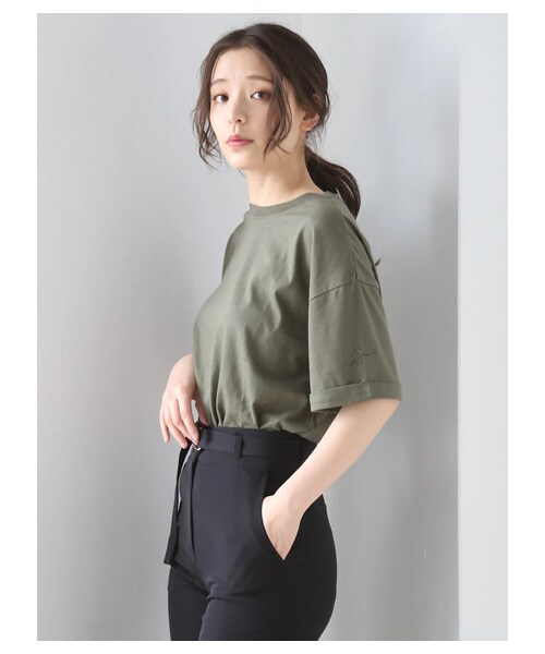 earth music&ecology(アースミュージックアンドエコロジー)の「【広瀬すず×earth】・ゆるTシャツ(トップス・オフホワイト/ブラック/カーキ/ネイビー・F)」の10枚目の写真