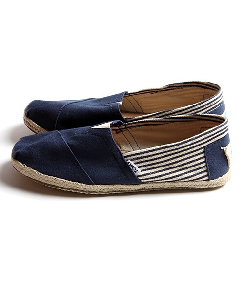 TOMS（トムス）の「MENS UNIVERSTY CLASSICS（シューズ・メンズ・ブラック/レッド/ネイビー・8H/9/9H）」の8枚目の写真