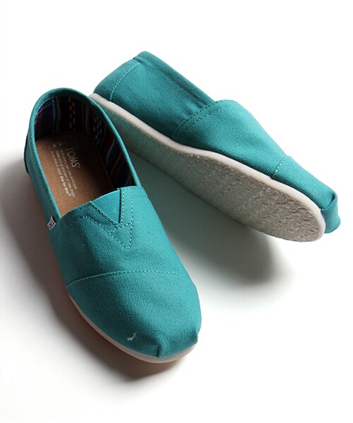 TOMS（トムス）の「MENS SEASONAL CLASSICS（シューズ・メンズ・ブラック/レッド/オリーブ/サックスブルー・8H/9/9H）」の7枚目の写真