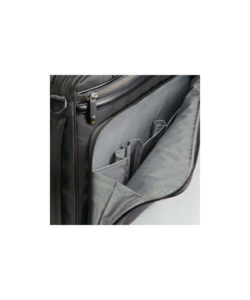 ACE GENE(エースジーン)の「≪ACEGENE/フレックスライト アクト≫ B4サイズ収納ビジネスバッグ 背負える3wayタイプ 自転車通勤に 48170(ブリーフケース・メンズ・ブラック・W42×H32×D10 cm)」の3枚目の写真