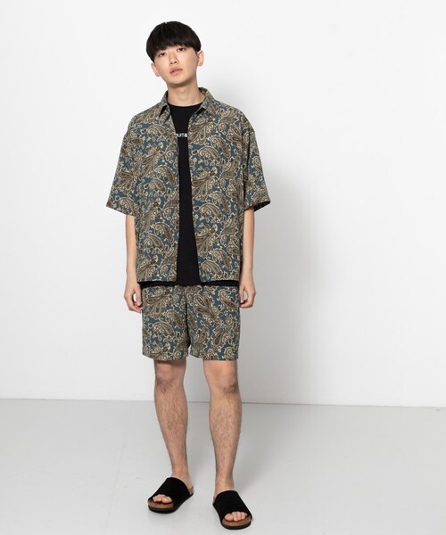 SENSE OF PLACE by URBAN RESEARCH(センスオブプレイスバイアーバンリサーチ)の「ペイズリーシャツ(5分袖)(トップス・メンズ・その他・M/L)」の2枚目の写真