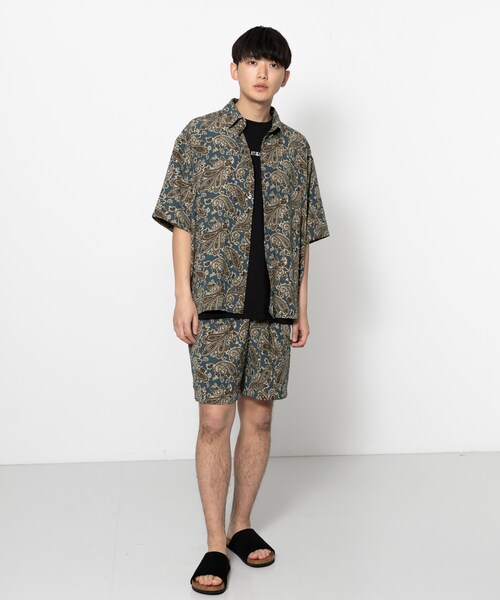 SENSE OF PLACE by URBAN RESEARCH（センスオブプレイスバイアーバンリサーチ）の「ペイズリーショートパンツ（パンツ・メンズ・その他・M/L）」の2枚目の写真