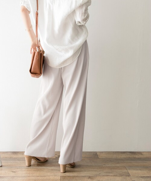 URBAN RESEARCH(アーバンリサーチ)の「リラックスリブパンツ(パンツ・レディース・L.KHAKI/OFF BEIGE/BLACK・FREE)」の9枚目の写真