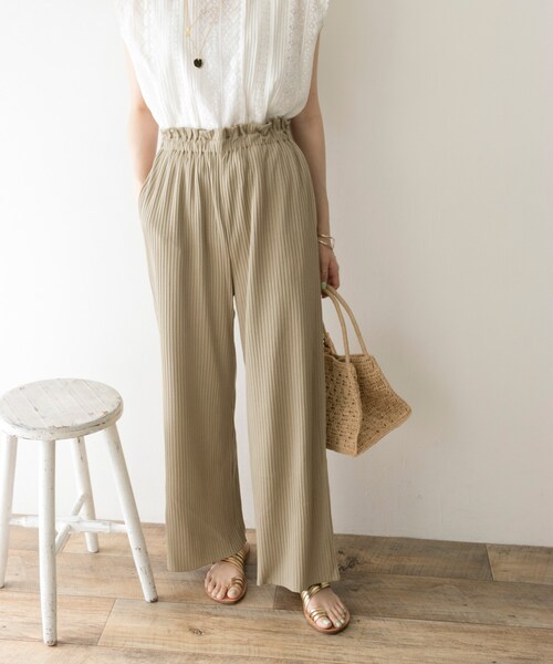 URBAN RESEARCH(アーバンリサーチ)の「リラックスリブパンツ(パンツ・レディース・L.KHAKI/OFF BEIGE/BLACK・FREE)」の1枚目の写真