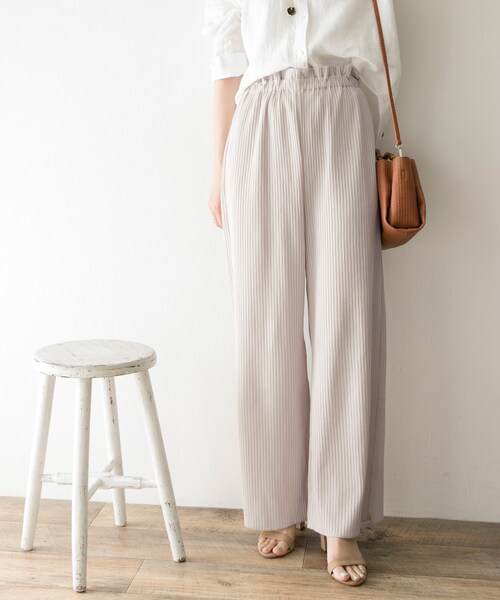 URBAN RESEARCH(アーバンリサーチ)の「リラックスリブパンツ(パンツ・レディース・L.KHAKI/OFF BEIGE/BLACK・FREE)」の8枚目の写真