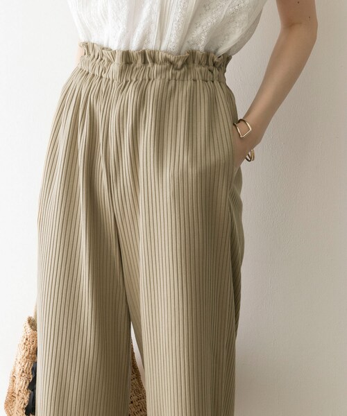 URBAN RESEARCH(アーバンリサーチ)の「リラックスリブパンツ(パンツ・レディース・L.KHAKI/OFF BEIGE/BLACK・FREE)」の4枚目の写真