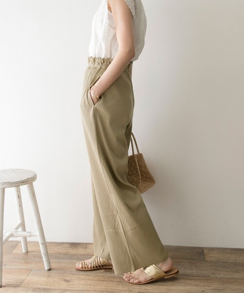 URBAN RESEARCH(アーバンリサーチ)の「リラックスリブパンツ(パンツ・レディース・L.KHAKI/OFF BEIGE/BLACK・FREE)」の5枚目の写真