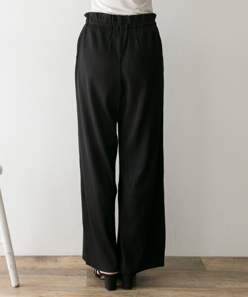 URBAN RESEARCH(アーバンリサーチ)の「リラックスリブパンツ(パンツ・レディース・L.KHAKI/OFF BEIGE/BLACK・FREE)」の17枚目の写真