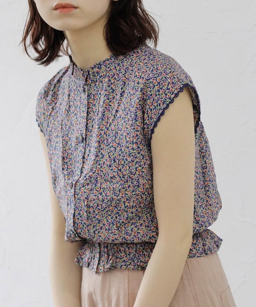 Crisp（クリスプ）の「サニーフラワーブラウス（シャツ/ブラウス・レディース・ブルー/ネイビー・FREE）」の2枚目の写真