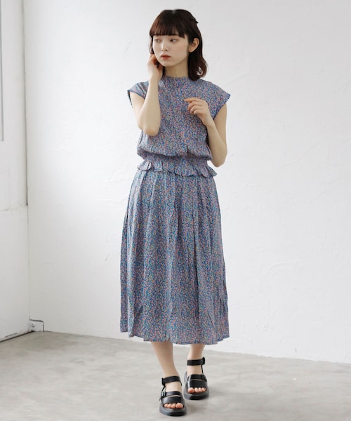 Crisp（クリスプ）の「サニーフラワーブラウス（シャツ/ブラウス・レディース・ブルー/ネイビー・FREE）」の3枚目の写真