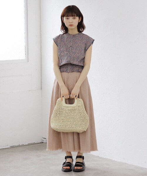 Crisp（クリスプ）の「サニーフラワーブラウス（シャツ/ブラウス・レディース・ブルー/ネイビー・FREE）」の4枚目の写真