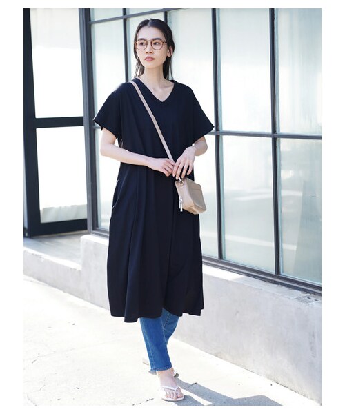 AMERICAN HOLIC（アメリカンホリック）の「強撚Vネックワンピース（ワンピース/ドレス・ブラック/ベージュ/カーキ/ブルーグリーン・F）」の14枚目の写真