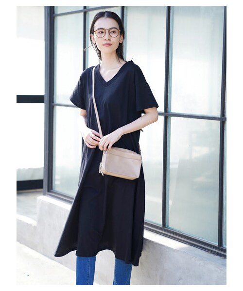 AMERICAN HOLIC（アメリカンホリック）の「強撚Vネックワンピース（ワンピース/ドレス・ブラック/ベージュ/カーキ/ブルーグリーン・F）」の12枚目の写真