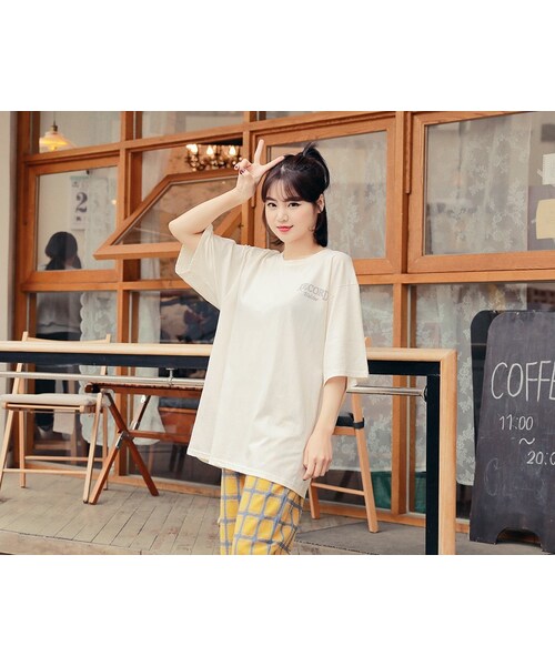 HOTPING(ホッピン)の「RECORDレタリングTシャツ(Tシャツ/カットソー・レディース・White/Purple/Green/Blue/Orange・フリーサイズ)」の1枚目の写真