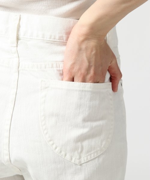 LEPSIM（レプシィム）の「デニムクロプトパンツ（パンツ・レディース・オフ/デニム（淡）/デニム（濃）・Ｍ/Ｌ）」の12枚目の写真