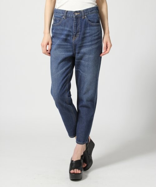 LEPSIM（レプシィム）の「デニムクロプトパンツ（パンツ・レディース・オフ/デニム（淡）/デニム（濃）・Ｍ/Ｌ）」の3枚目の写真