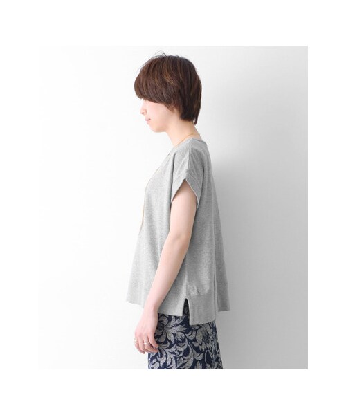 URBAN RESEARCH DOORS(アーバンリサーチドアーズ)の「裏毛半袖プルオーバー(トップス・レディース・ブルー/オフ/杢グレー・one)」の10枚目の写真