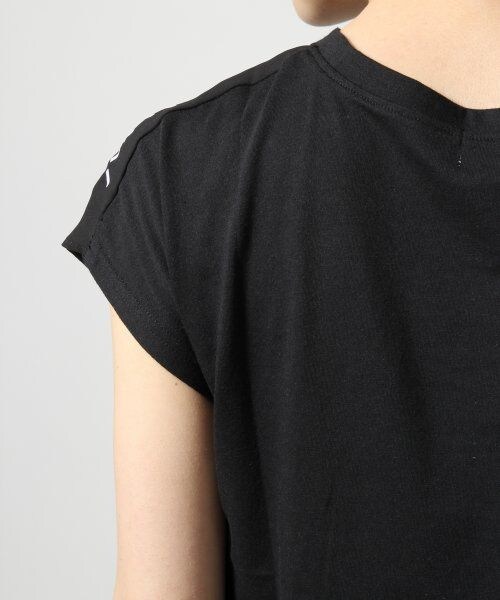 LEPSIM（レプシィム）の「ショルダーモチーフフレンチスリーブＴシャツ（トップス・レディース・オフ/ブラック/グレー/イエロー・ＦREE SIZE）」の12枚目の写真