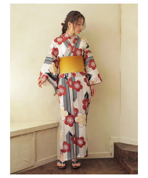 etoile.5❤️ ★ミントグリーン地にクジラと波柄★めずらしい絵羽浴衣 ☆ミントグリーン地にクジラと波柄☆めずらしい絵羽浴衣☆夏