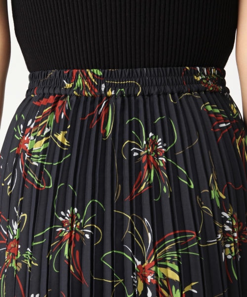 A part by（アパートバイ）の「Ｐムジハナプリーツマキシスカート（スカート・花柄(ナチュラル)/ベージュ/グリーン/花柄(ネイビー)）」の14枚目の写真