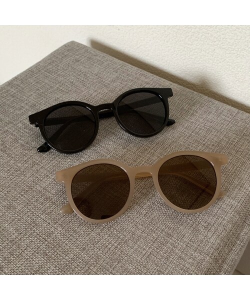 SaaCha(サーチャ)の「ボストンフレームサングラス(サングラス・レディース・ベージュ/ブラック・ONE)」の1枚目の写真