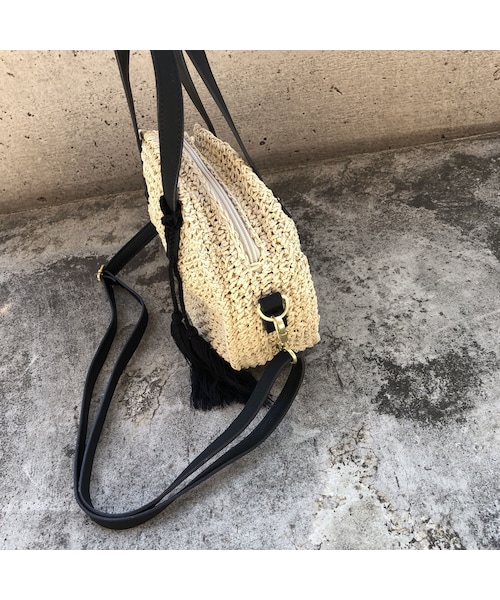 copine（コピン）の「ペーパー素材！2WAYサークルかごバッグ【クリックポスト対象商品】（ショルダーバッグ・レディース・その他）」の5枚目の写真