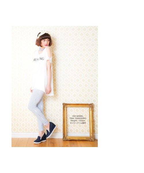 Re:EDIT（リエディ）の「CHICMUSE シックミューズ [CHICMUSE]美脚+8.5cmインヒールスリッポンスニーカー（シューズ・レディース・ブラック/ホワイト/コーラルピンク/ブルー/クリームブルー/ネイビーデニム/ブルーデニム/ストライプブルー/ストライプネイビー/ストライプレッド/レースホワイト/レースブラック/ブラックキャンバスPU/ホワイトキャンバスPU/ブルーキャンバスPU/ピンクキャンバスPU/グレーキャンバスPU/イエローキャンバスPU/レッドキャンバスPU/オーロラ・S/M/L/LL）」の11枚目の写真