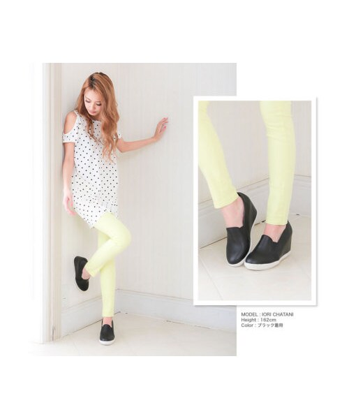 Re:EDIT（リエディ）の「CHICMUSE シックミューズ [CHICMUSE]美脚+8.5cmインヒールスリッポンスニーカー（シューズ・レディース・ブラック/ホワイト/コーラルピンク/ブルー/クリームブルー/ネイビーデニム/ブルーデニム/ストライプブルー/ストライプネイビー/ストライプレッド/レースホワイト/レースブラック/ブラックキャンバスPU/ホワイトキャンバスPU/ブルーキャンバスPU/ピンクキャンバスPU/グレーキャンバスPU/イエローキャンバスPU/レッドキャンバスPU/オーロラ・S/M/L/LL）」の20枚目の写真