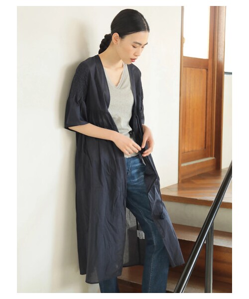 AMERICAN HOLIC（アメリカンホリック）の「袖シャーリングガウンワンピース（ワンピース/ドレス・チャコールグレー/ベージュ/カーキ・F）」の5枚目の写真