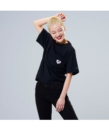 UNIQLO | ミッキー アート UT エスター・キム（グラフィックTシャツ・半袖）(Tシャツ/カットソー)
