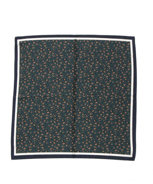 LAKOLE(ラコレ)の「レオパードスカーフ(ファッション雑貨・ベージュ()/グリーン())」の8枚目の写真