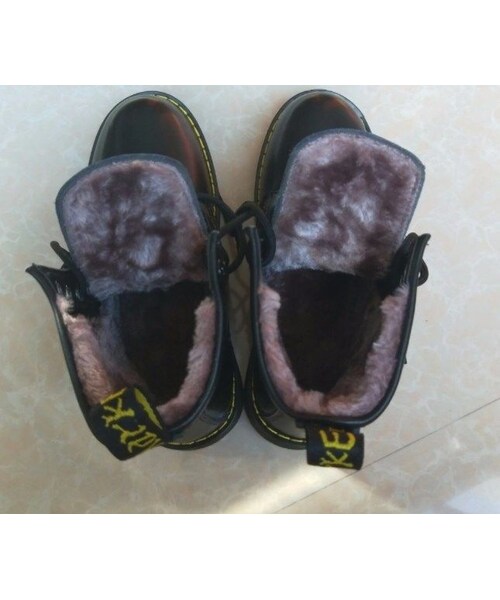 no brand（ノーブランド）の「Fine Zero 大人気 本革 ブーツ 8ホール  オートバイ バイク パンク ロック  /ドクターマーチン好きに　レッド・ファー付き選択可能です（ブーツ・メンズ・その他）」の8枚目の写真