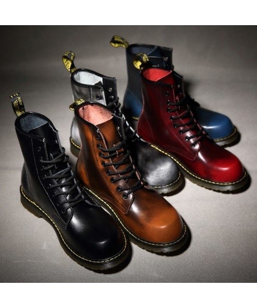 no brand（ノーブランド）の「Fine Zero 大人気 本革 ブーツ 8ホール  オートバイ バイク パンク ロック  /ドクターマーチン好きに　レッド・ファー付き選択可能です（ブーツ・メンズ・その他）」の3枚目の写真