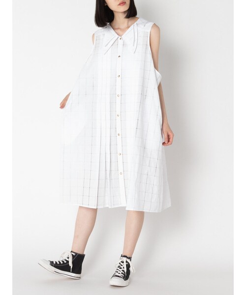 ji'ne  　ジーネ　　ワンピース JI'NE（ジーネ）の「【オンライン限定】 T-rex ワンピース
