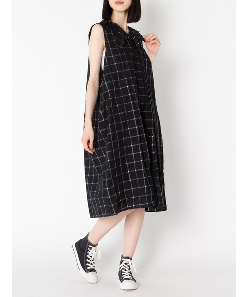 ji'ne  　ジーネ　　ワンピース JI'NE（ジーネ）の「【オンライン限定】 T-rex ワンピース