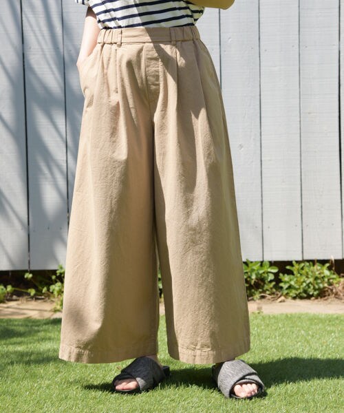 studio CLIP(スタディオクリップ)の「コットンクロスワイドストレートパンツ(パンツ・ブラック×ホワイト(チェック)/ホワイト×ブラック(ストライプ)/ベージュ/カーキ)」の3枚目の写真