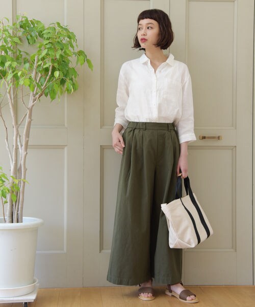 studio CLIP(スタディオクリップ)の「コットンクロスワイドストレートパンツ(パンツ・ブラック×ホワイト(チェック)/ホワイト×ブラック(ストライプ)/ベージュ/カーキ)」の7枚目の写真