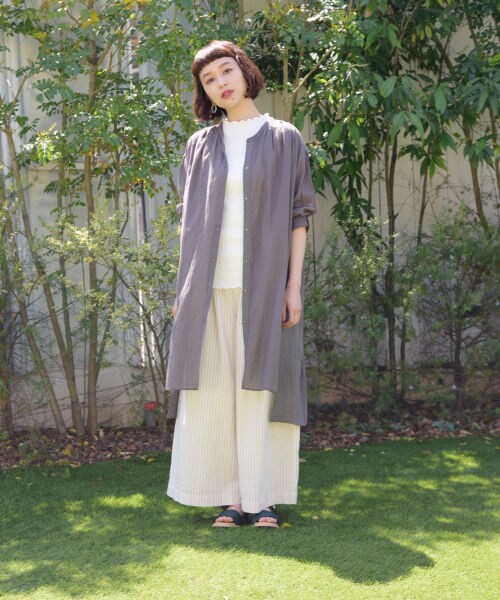 studio CLIP(スタディオクリップ)の「コットンクロスワイドストレートパンツ(パンツ・ブラック×ホワイト(チェック)/ホワイト×ブラック(ストライプ)/ベージュ/カーキ)」の6枚目の写真