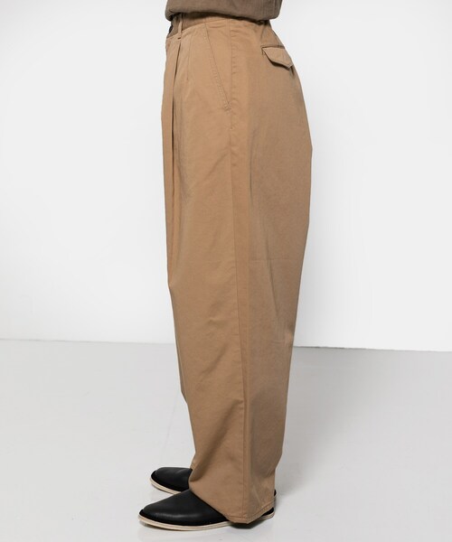Graphpaper（グラフペーパー）の「Graphpaper Chino Two Tuck Pants 