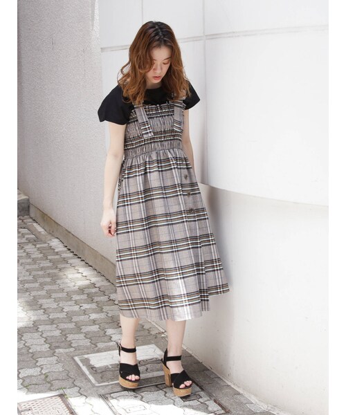 dazzlin（ダズリン）の「サス付ベアワンピース?（ワンピース・ミックス/ベージュ/ブラウン/ブルー/オフホワイト・F）」の21枚目の写真