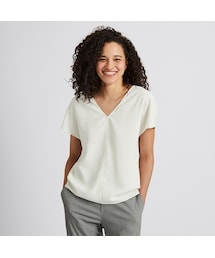 UNIQLO | ドレープVネックブラウス（半袖）(シャツ/ブラウス)