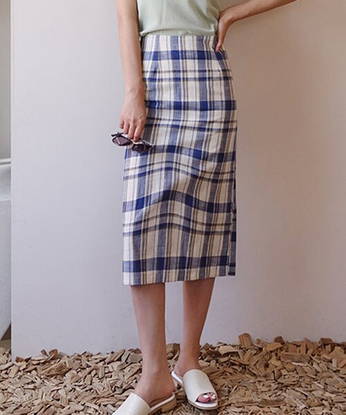 DHOLIC（ディーホリック）の「2TYPEスリットリネンスカート（スカート・レディース・イエロー/その他/グリーン/ブルー/ホワイト/オレンジ・S/M）」の4枚目の写真